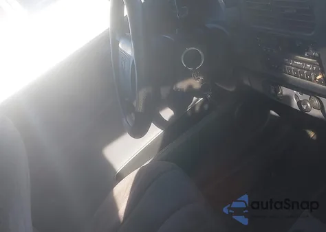 2000 Dodge Dakota Slt/Sport из США, поврежденный, VIN 1B7GL22X3YS790101